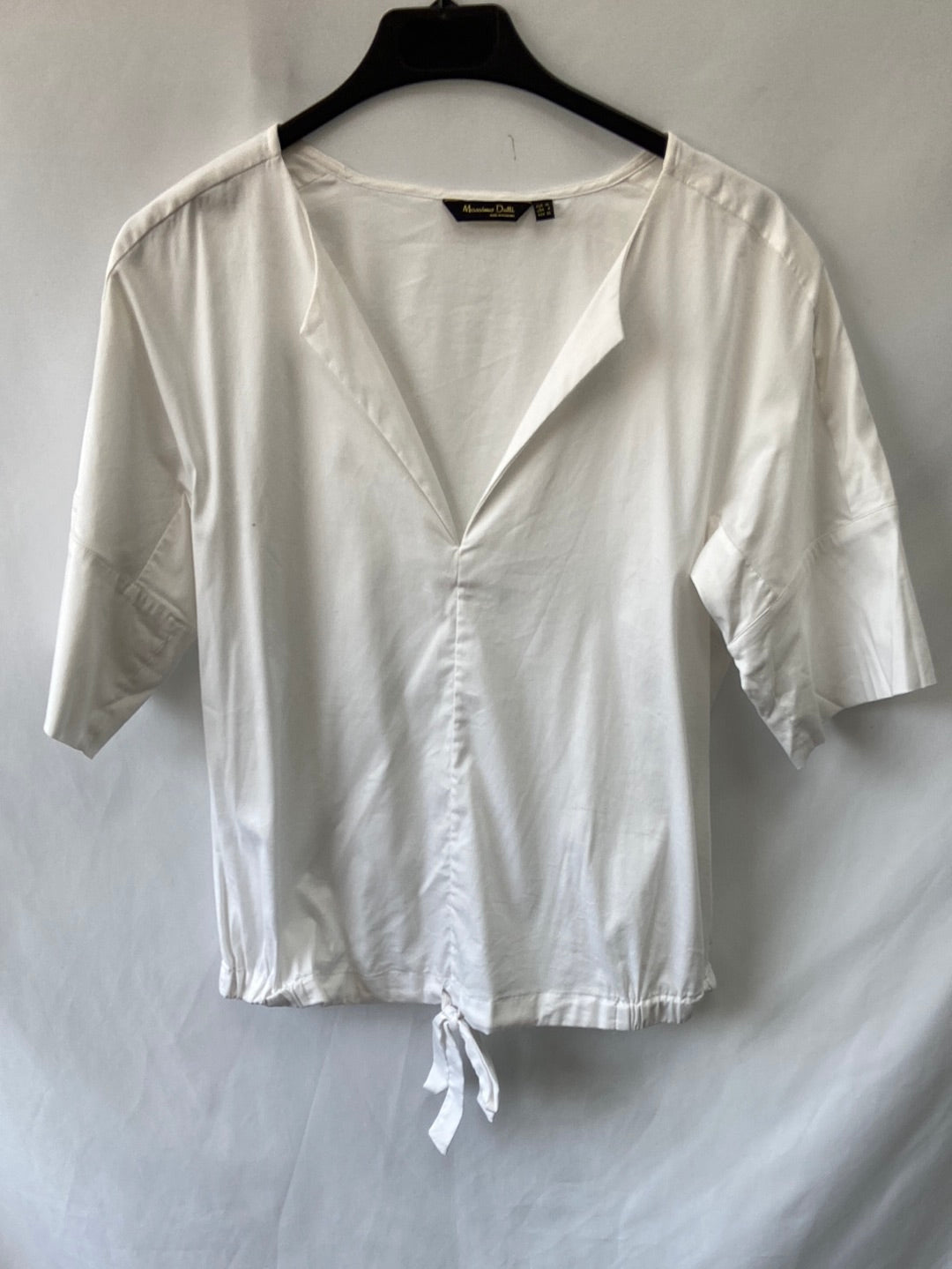 MASSIMO DUTTI.Top blanco semirrígido T.36