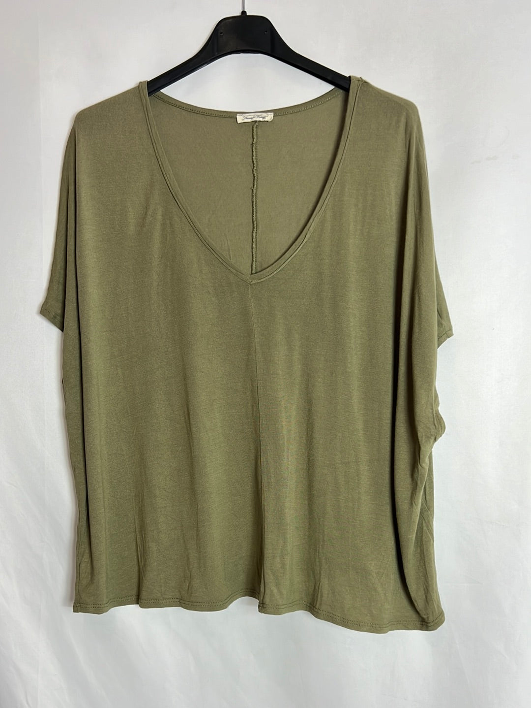 AMERICAN VINTAGE. Camiseta verde fluida. T XS/S