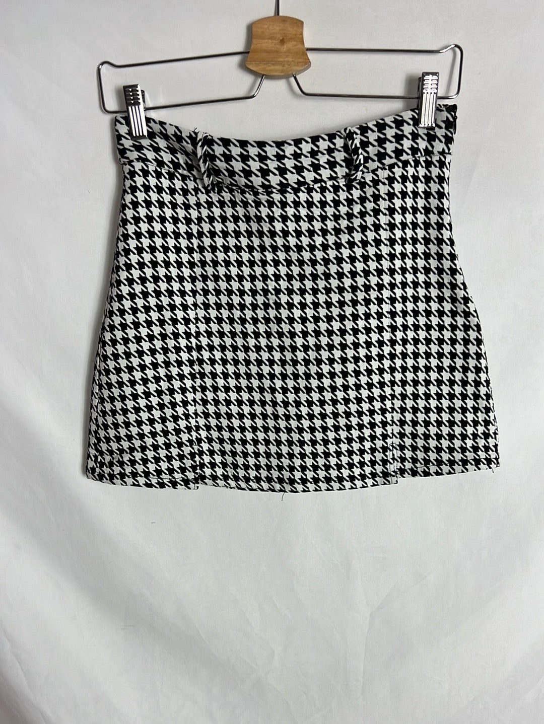 LEFTIES. Falda corta pata de gallo. T M