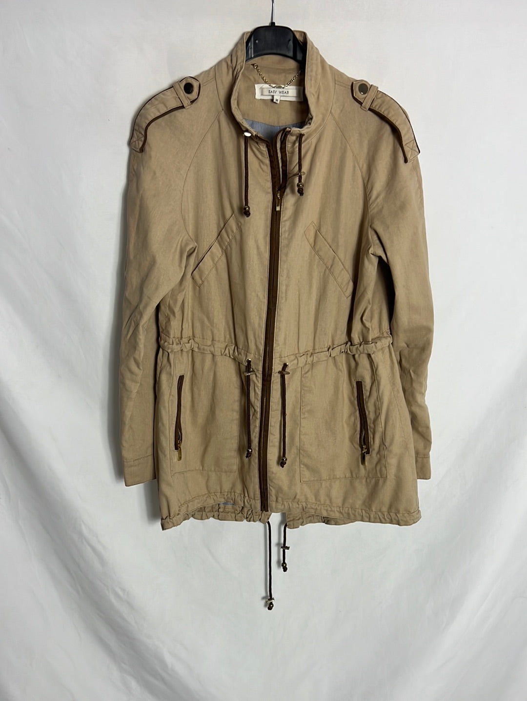 EASY WEAR. Chaqueta marrón cremalleras. T M