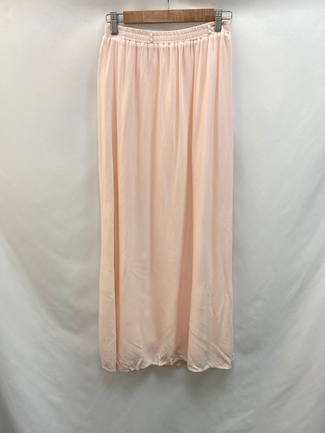 ONLY. Falda larga rosa T.34