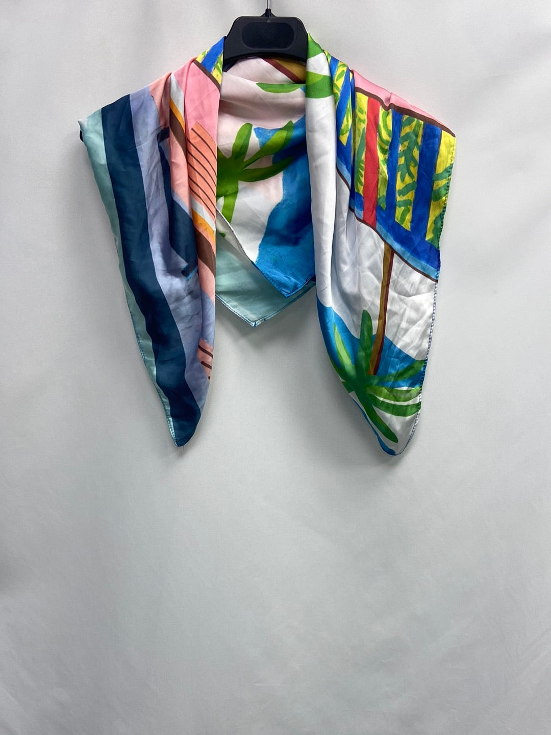 OTRAS. Pañuelo palmera