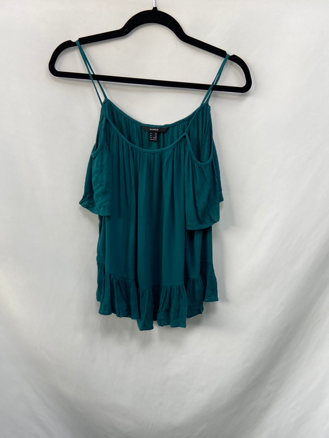 BLANCO.Top verde hombros T.xs