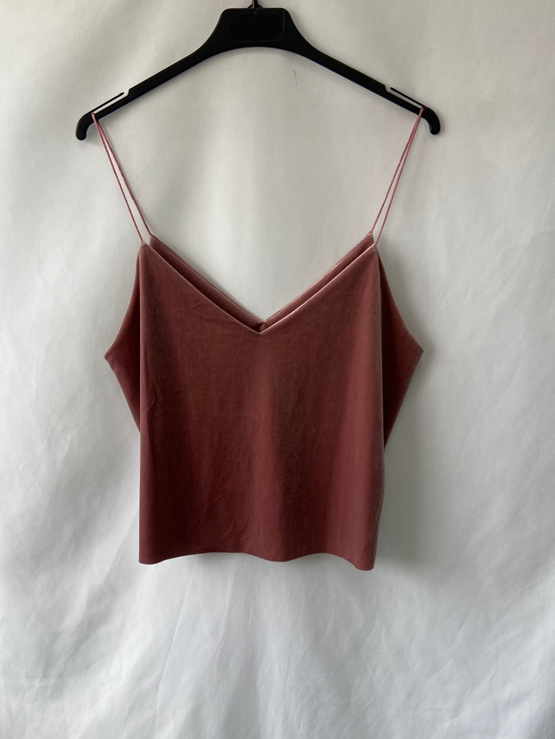 BERSHKA.Top rosa terciopelo T.M