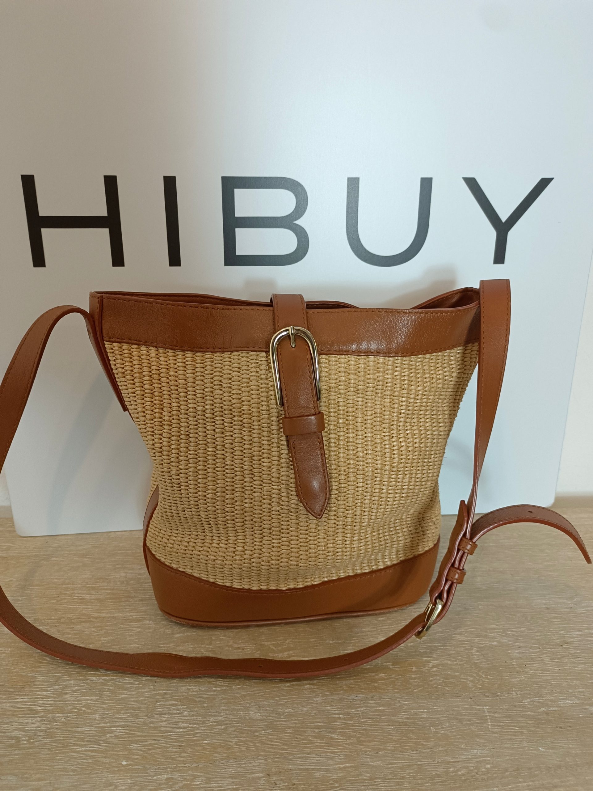 &OTHER STORIES. Bolso rafia bombonera