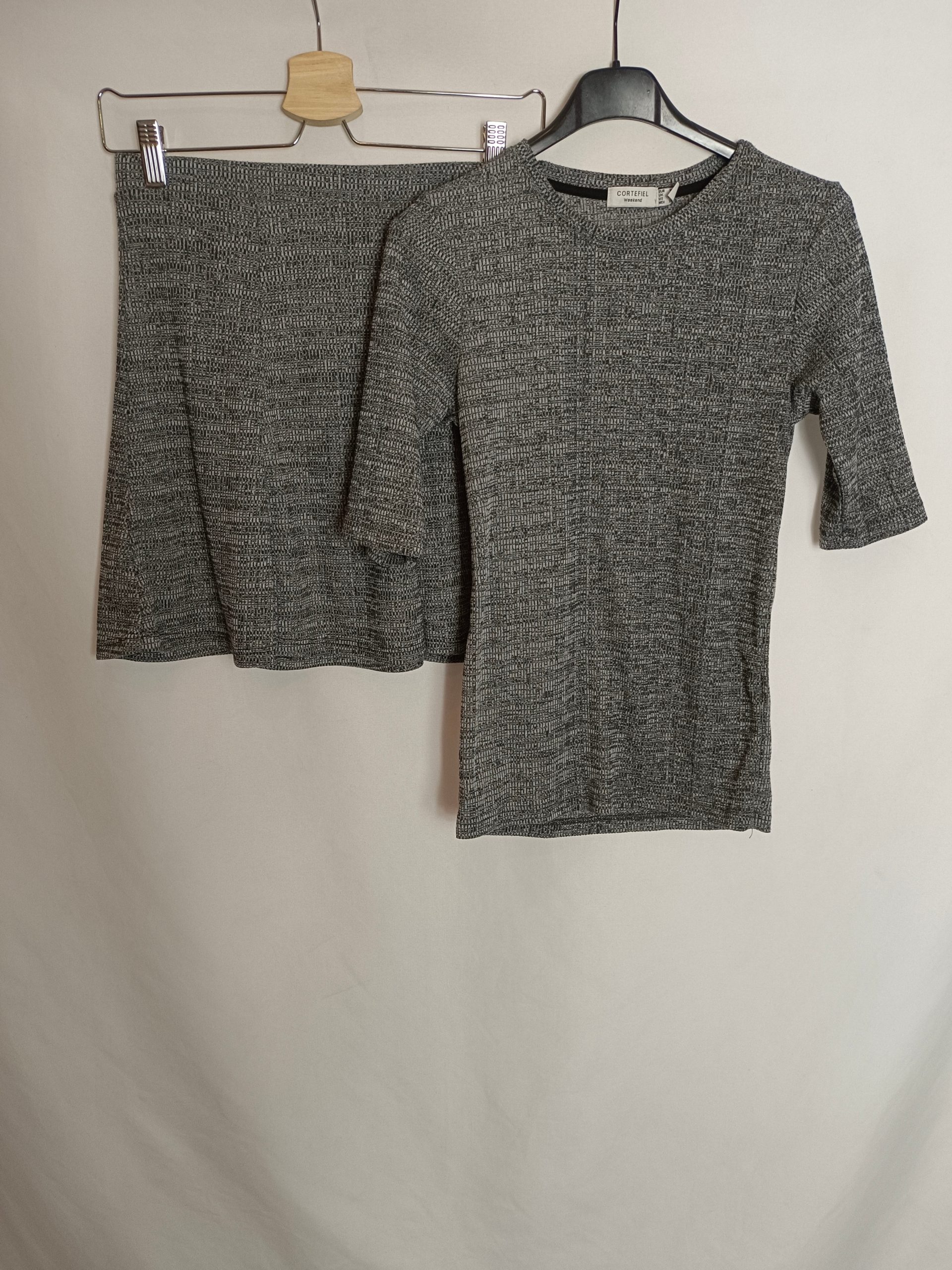CORTEFIEL. Total look gris jaspeado T.s/m