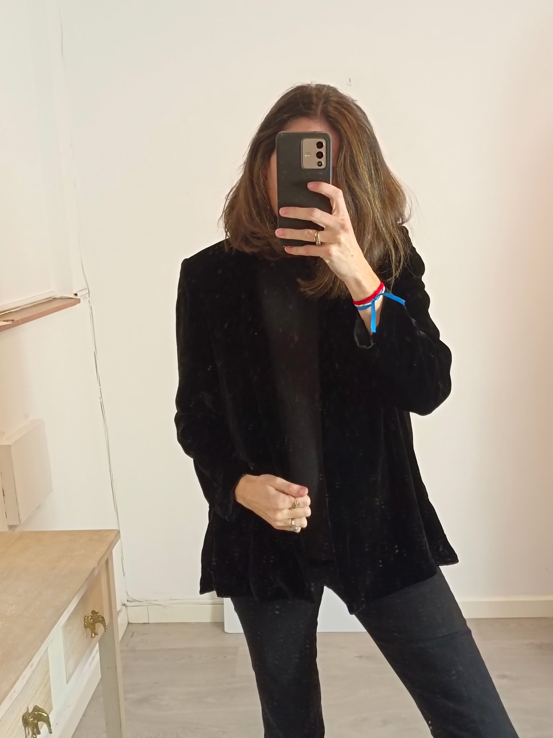 MASSCOB. Blazer negra terciopelo T. 36