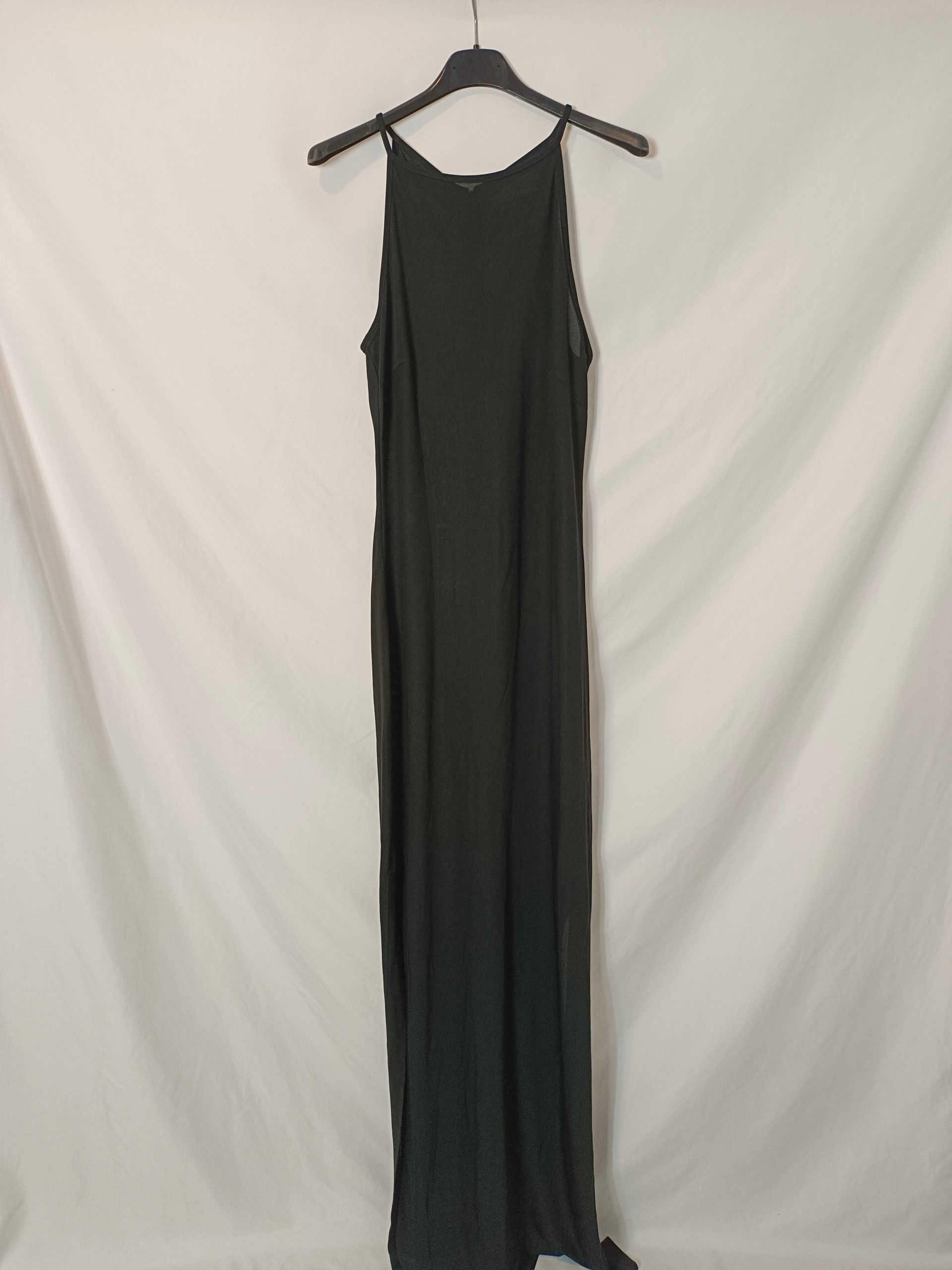 ZARA. Vestido largo negro T.38