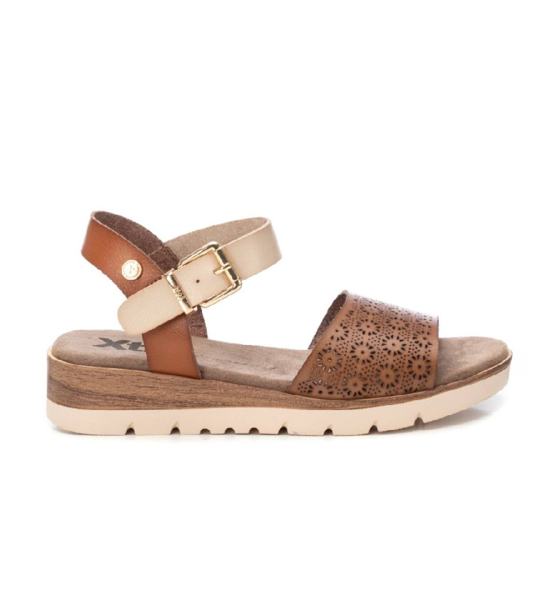 Xti Sandalias 143856 taupe